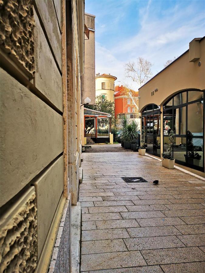 Hôtel Divinity'S Reach - Old Town Center à Zadar Extérieur photo